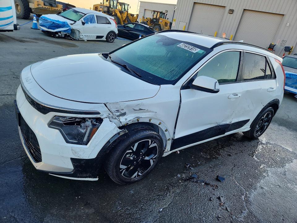 2023 KIA NIRO EV — VIN KNDCR3L16P5036281