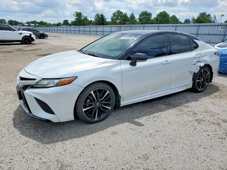 2018 TOYOTA CAMRY — VIN 4T1B61HK4JU041501