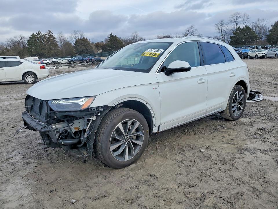 2024 AUDI Q5 — VIN WA1FAAFY7R2016976