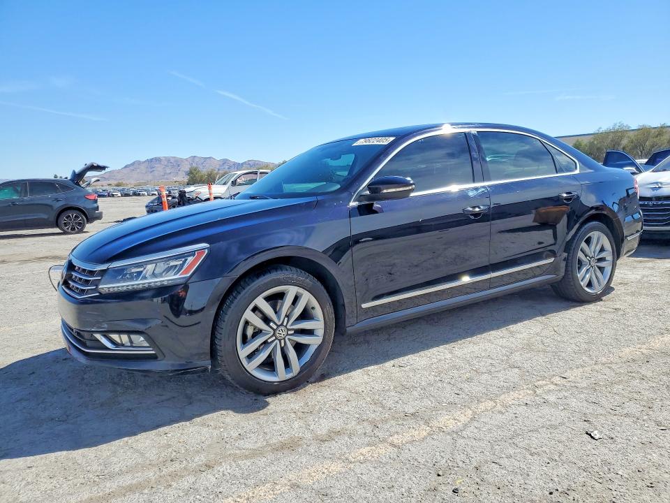 2017 VOLKSWAGEN PASSAT — VIN 1VWGT7A36HC048990