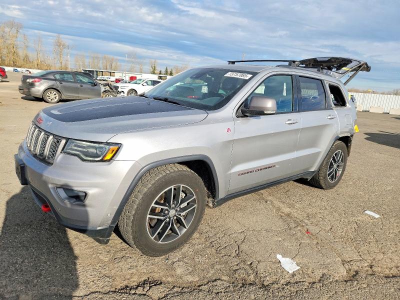 2017 JEEP GRAND CHEROKEE — VIN 1C4RJFLT8HC667695