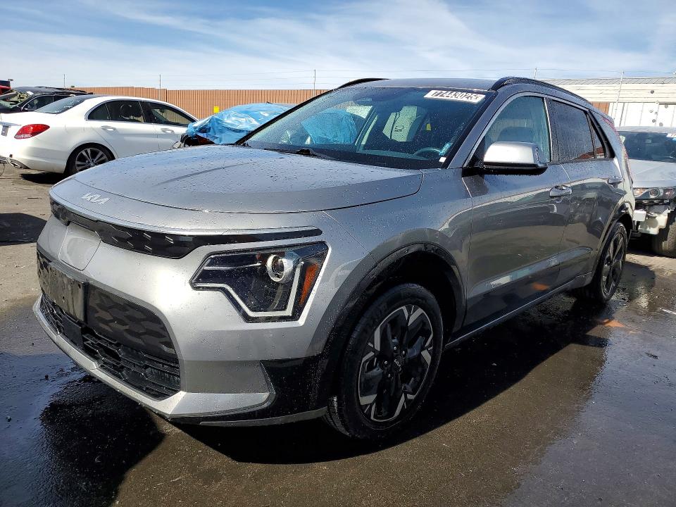 2023 KIA NIRO EV — VIN KNDCR3L17P5026925