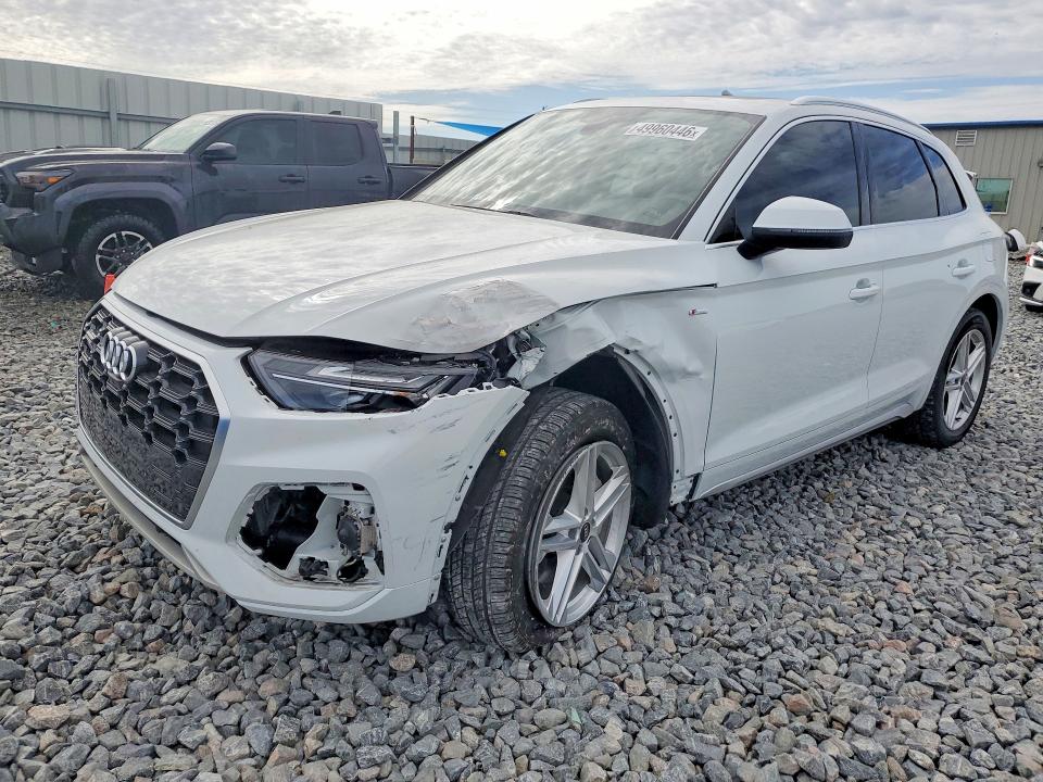 2021 AUDI Q5 E — VIN WA1E2AFY2M2048168