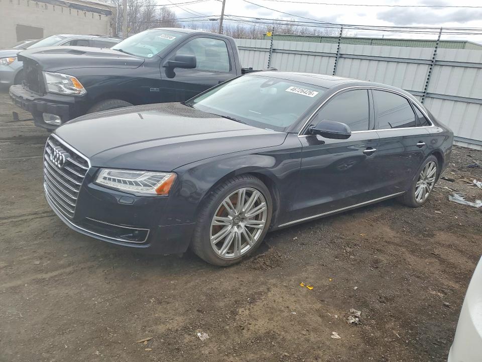 2015 AUDI A8 — VIN WAU3GAFD7FN015287