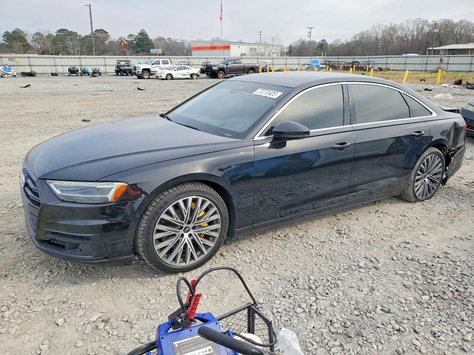 2021 AUDI A8 — VIN WAU8DAF84MN006965