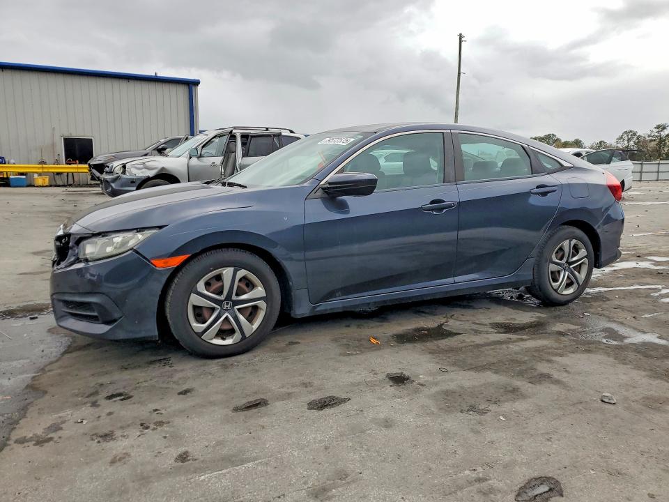 2018 HONDA CIVIC — VIN 19XFC2F51JE001960