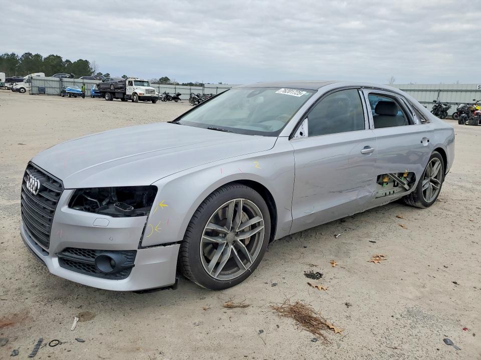 2017 AUDI A8 — VIN WAU44AFD9HN020720
