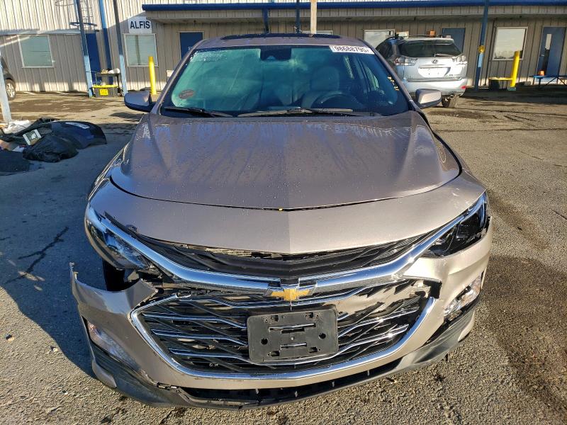 1G1ZD5ST9RF200121