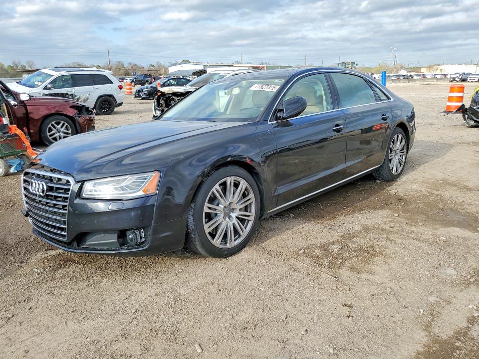 2015 AUDI A8 — VIN WAU3GAFD5FN029740