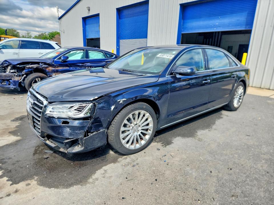 2016 AUDI A8 — VIN WAU34AFD0GN018641