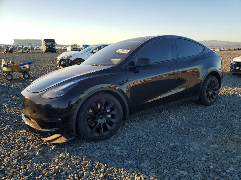 2022 TESLA MODEL Y — VIN 7SAYGDEE3NF555532