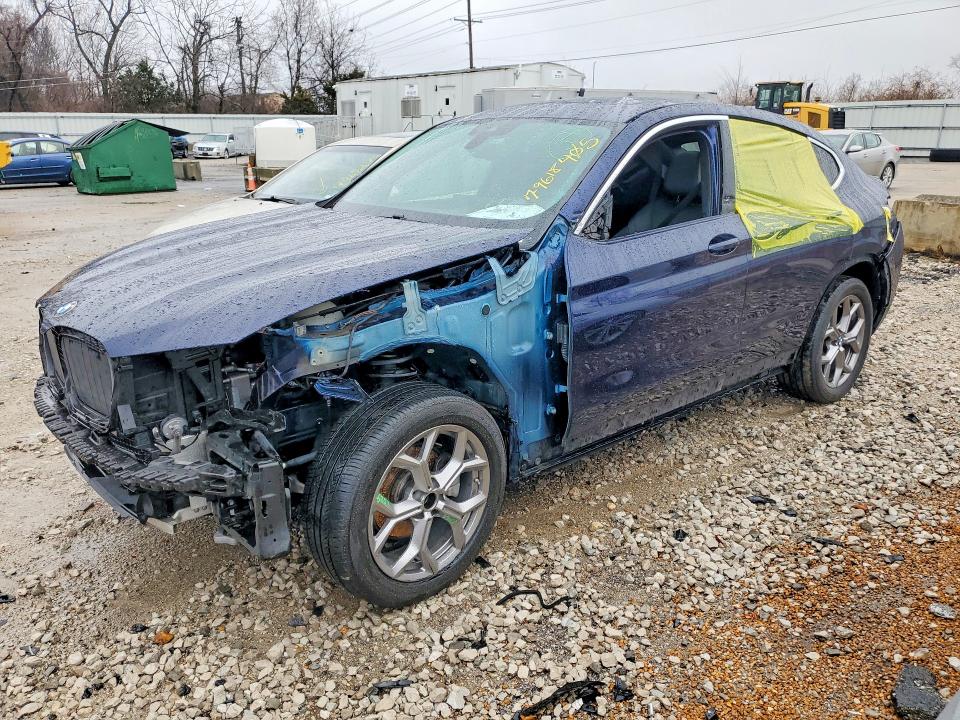 2022 BMW X4 — VIN 5UX33DT04N9L93204