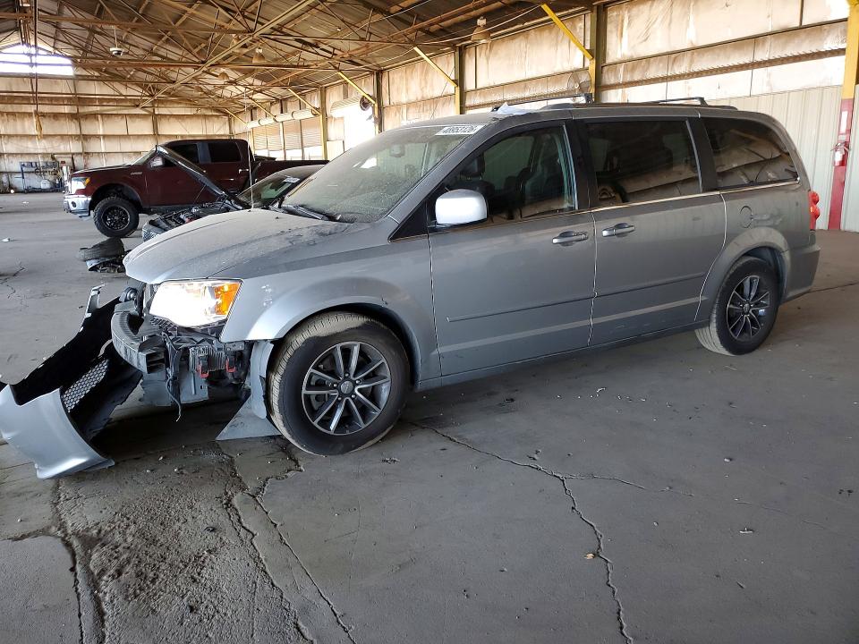 2017 DODGE GRAND CARAVAN — VIN 2C4RDGCG0HR690573