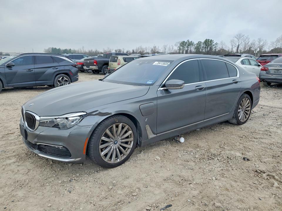 2018 BMW 740 — VIN WBA7J2C5XJG938382