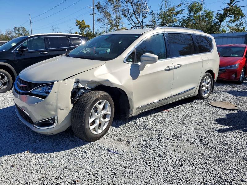 2017 CHRYSLER PACIFICA T — VIN 2C4RC1EG3HR594305