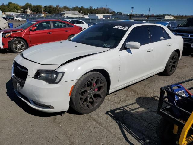 2019 CHRYSLER 300 S — VIN 2C3CCABG4KH550549