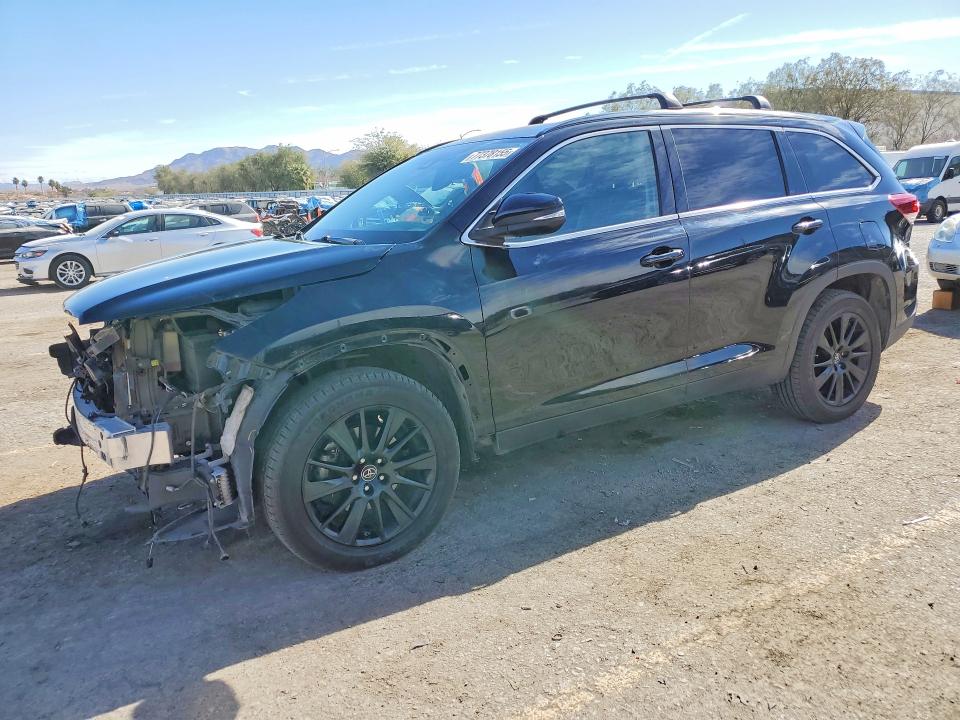 2019 TOYOTA HIGHLANDER — VIN 5TDKZRFH5KS352958