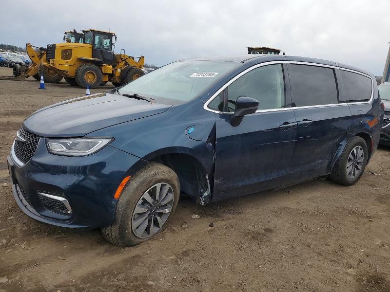 2023 CHRYSLER PACIFICA H — VIN 2C4RC1L72PR543217