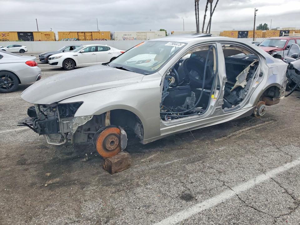 2016 LEXUS IS 200T — VIN JTHBA1D28G5013095