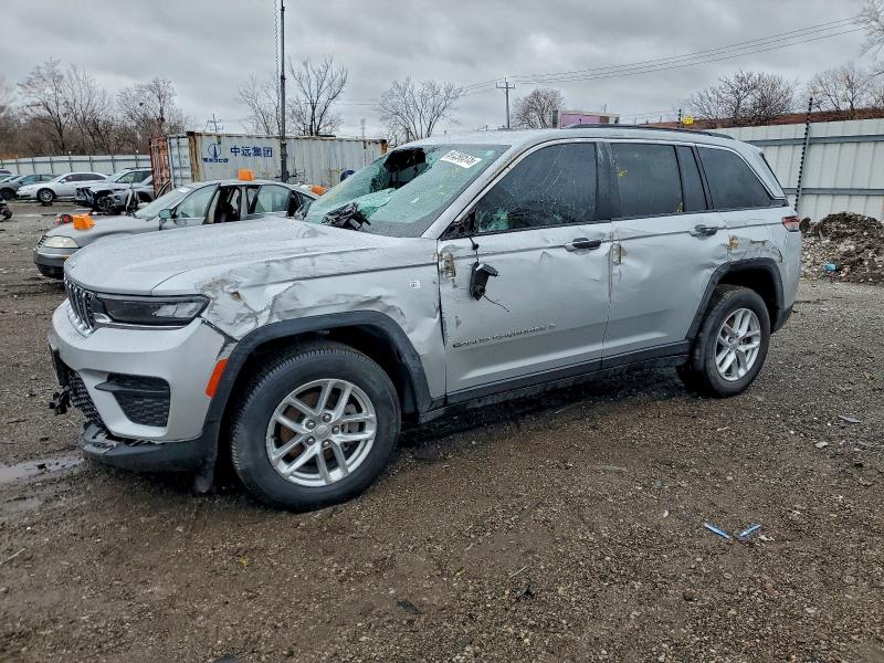 2025 JEEP GRAND CHEROKEE — VIN 1C4RJHAG5SC293782