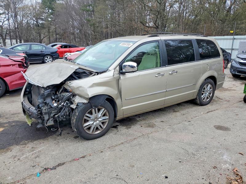 2008 CHRYSLER TOWN & COU — VIN 2A8HR64X88R805600