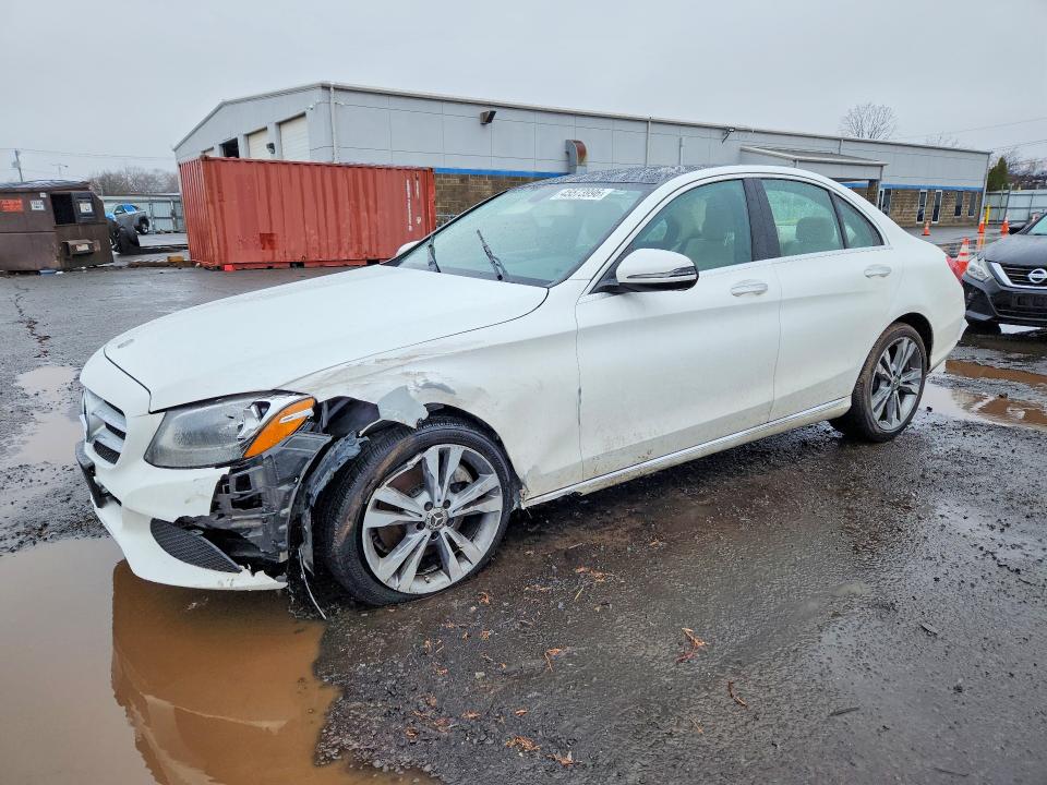 2018 MERCEDES-BENZ C — VIN WDDWF4KB3JR413743