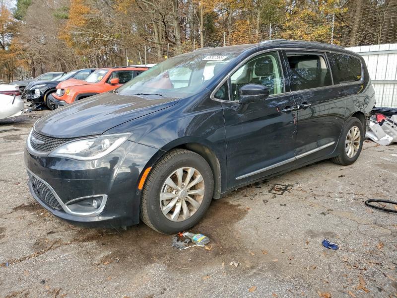 2019 CHRYSLER PACIFICA T — VIN 2C4RC1BG8KR590066