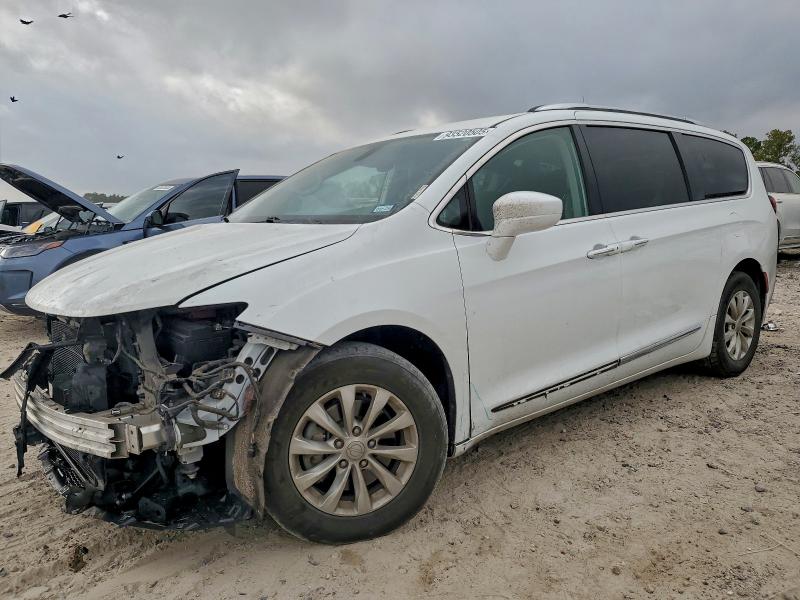 2019 CHRYSLER PACIFICA T — VIN 2C4RC1BG6KR561262