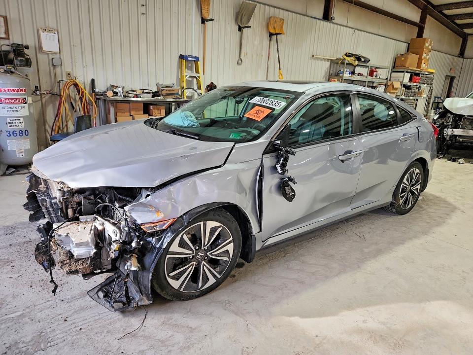 2017 HONDA CIVIC — VIN 2HGFC1F75HH645182