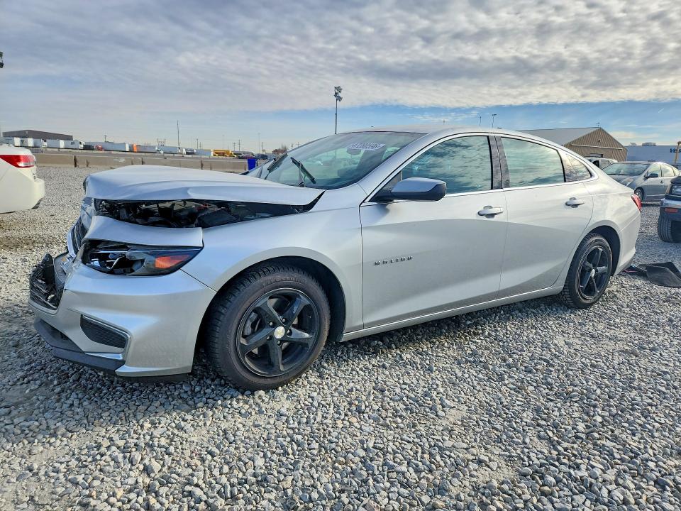 2016 CHEVROLET MALIBU — VIN 1G1ZC5ST3GF294285