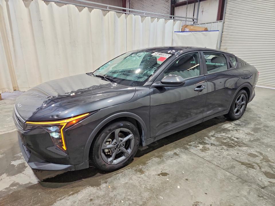 2025 KIA K4 — VIN 3KPFT4DEXSE103421