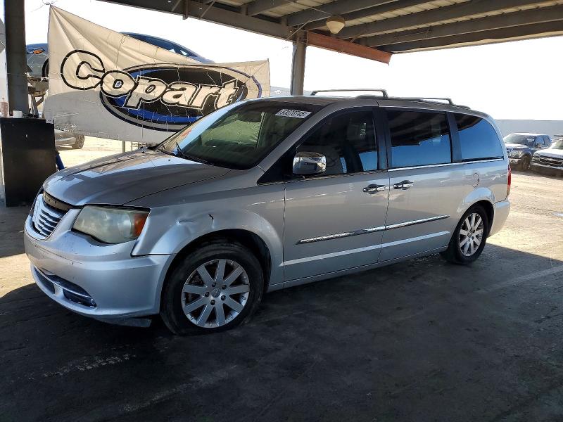 2012 CHRYSLER TOWN & COU — VIN 2C4RC1CG9CR411629
