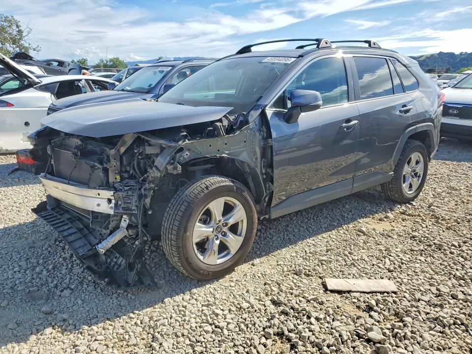 2021 TOYOTA RAV4 — VIN 2T3P1RFV1MC160104