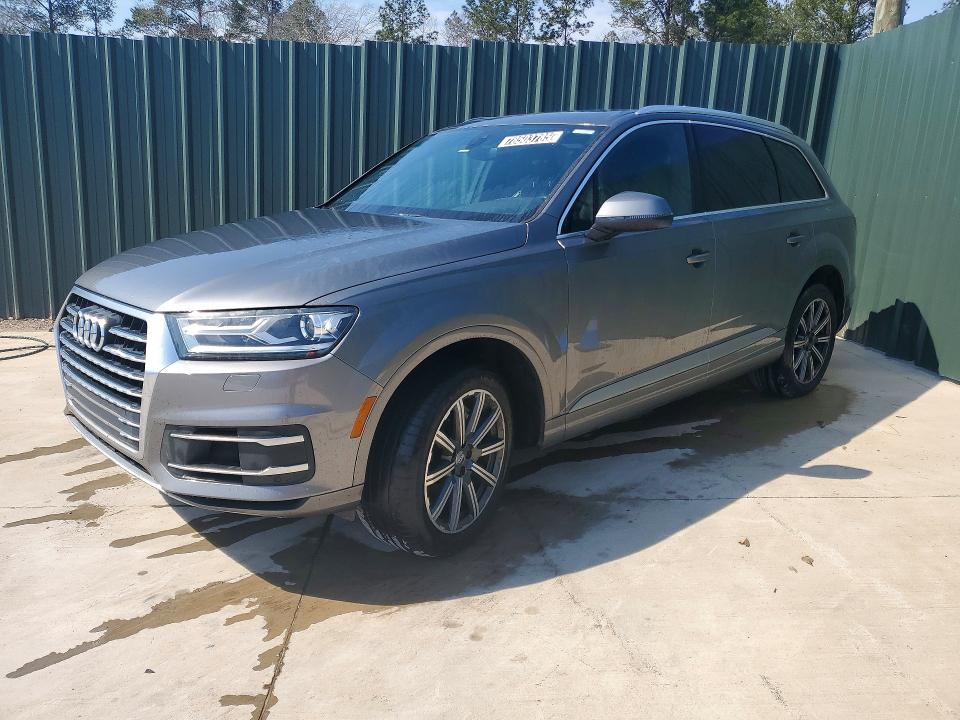 2017 AUDI Q7 — VIN WA1AABF77HD030595