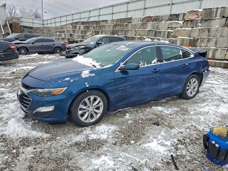 2019 CHEVROLET MALIBU LT — VIN 1G1ZD5ST8KF143643