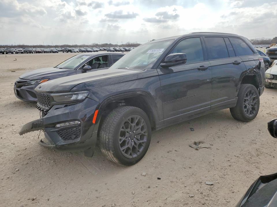 2025 JEEP GRAND CHEROKEE — VIN 1C4RJHEG5S8740186
