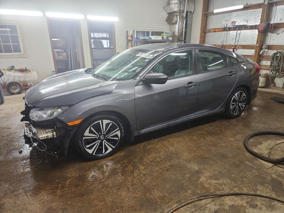 2017 HONDA CIVIC — VIN 19XFC1F77HE000317