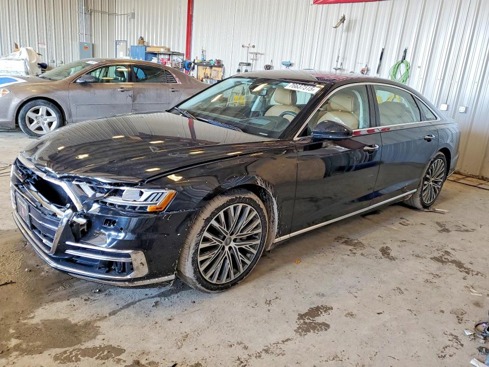 2019 AUDI A8 — VIN WAU8DAF82KN022613