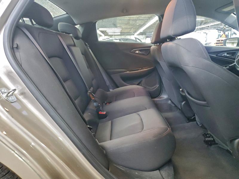1G1ZD5ST2PF155682
