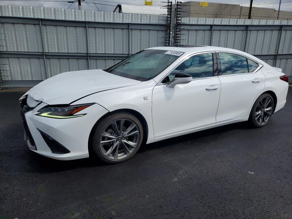 2019 LEXUS ES — VIN 58ABZ1B10KU005077