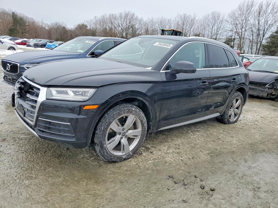 2019 AUDI Q5 — VIN WA1BNAFY8K2067704