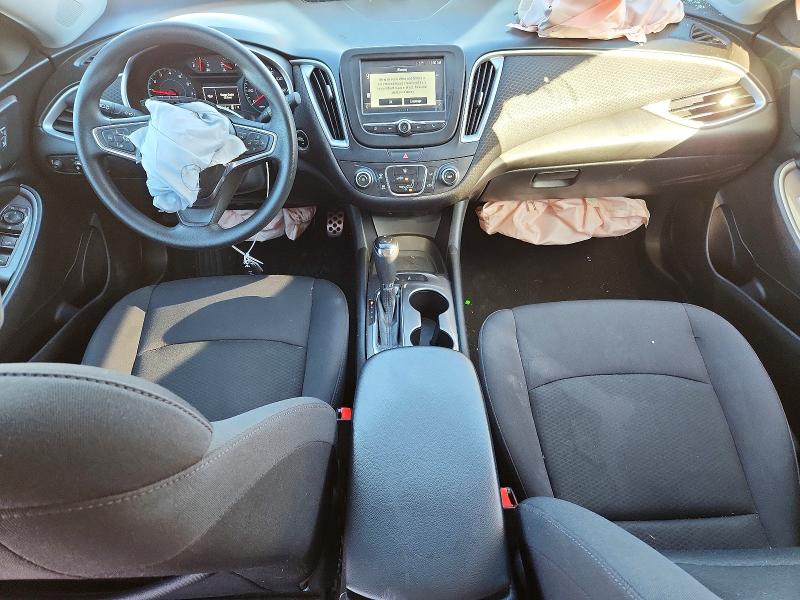 1G1ZB5ST7HF190631