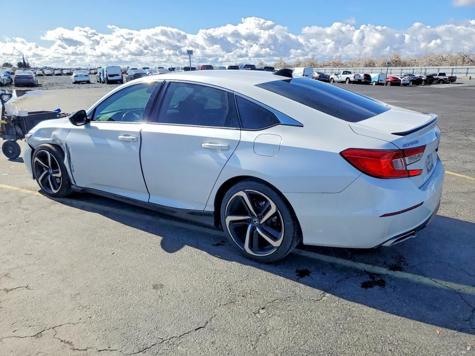 1HGCV2F30MA004420