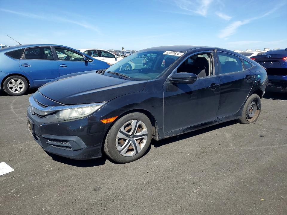 2018 HONDA CIVIC — VIN 2HGFC2F54JH535315