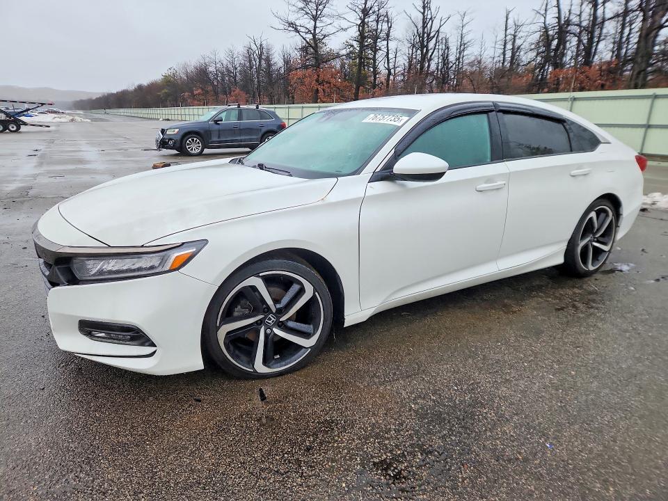 2019 HONDA ACCORD — VIN 1HGCV1F32KA146601