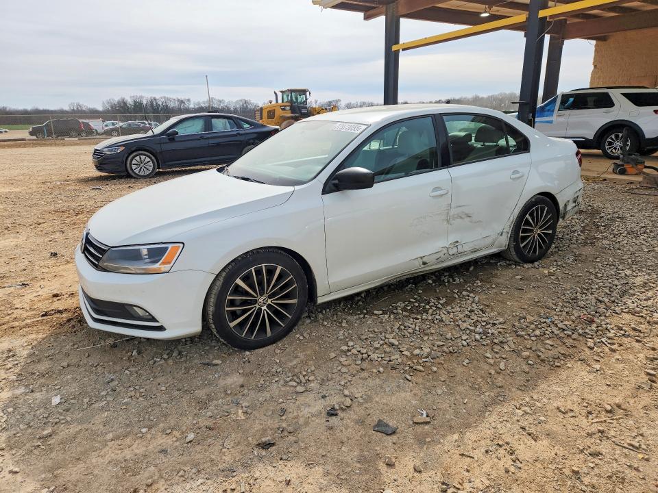 2016 VOLKSWAGEN JETTA — VIN 3VWB17AJ3GM219285