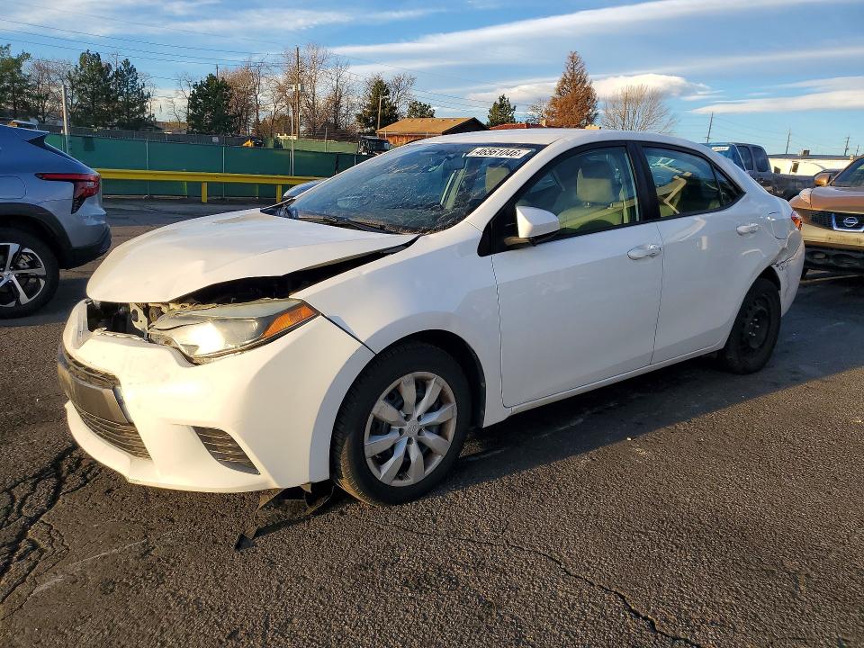 2015 TOYOTA COROLLA — VIN 2T1BURHE9FC453906