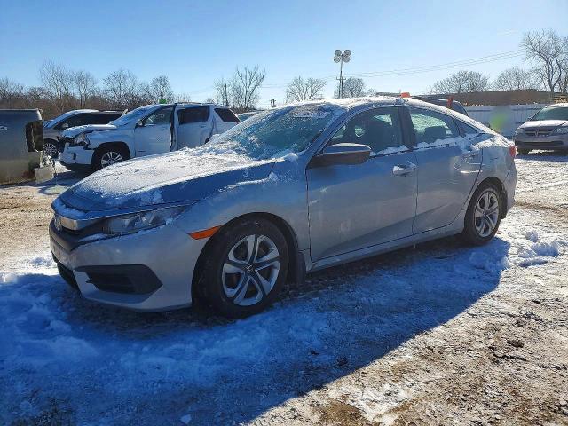 2018 HONDA CIVIC — VIN 19XFC2F57JE033411
