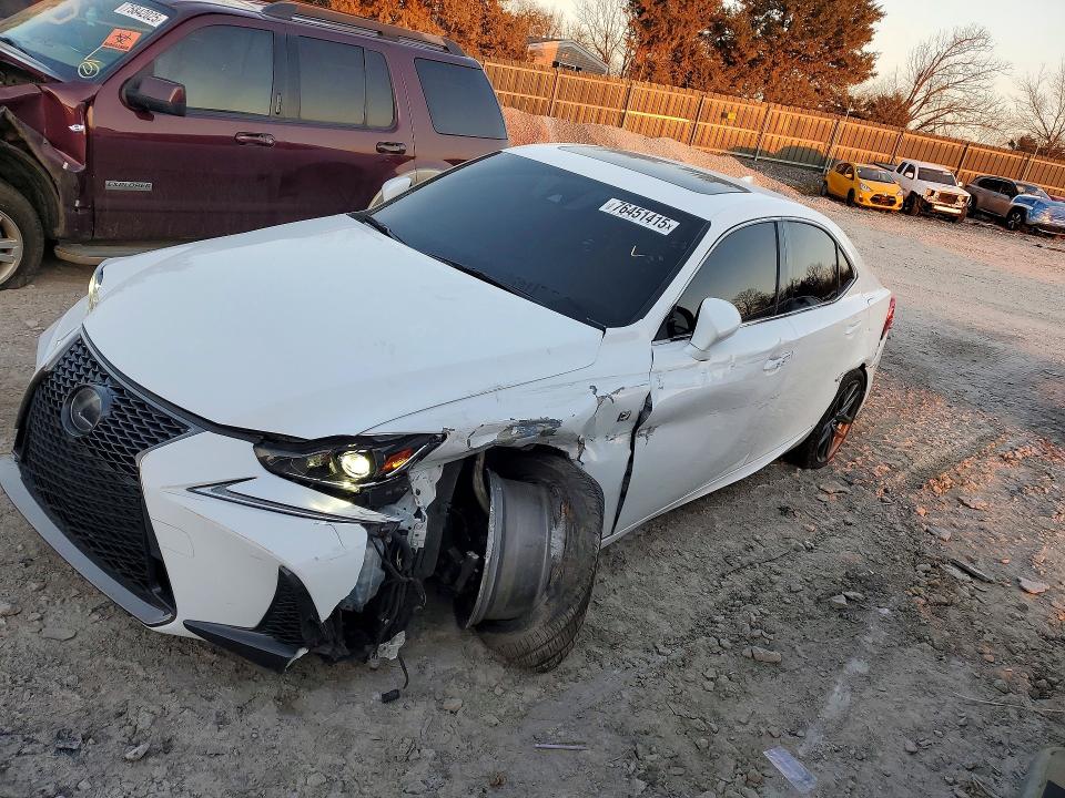 2018 LEXUS IS — VIN JTHBA1D21J5075817