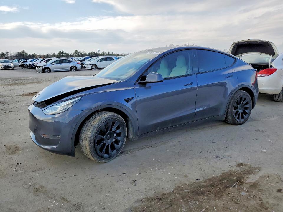 2023 TESLA MODEL Y — VIN 7SAYGDEE3PA154093